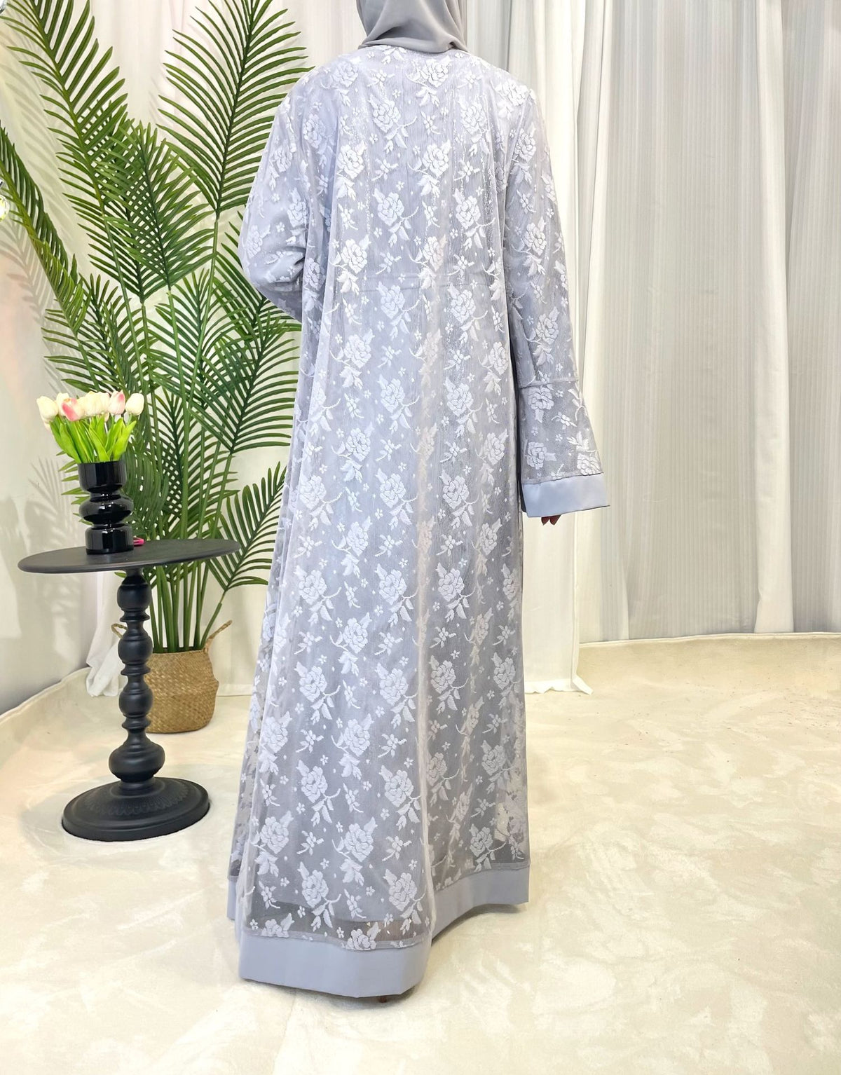 Lace-Trim Kaftan with Flared Sleeves