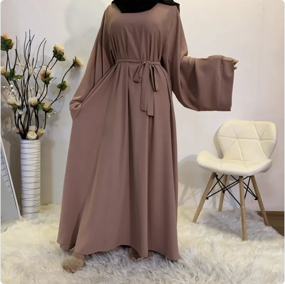 High-Waist Matte Abaya