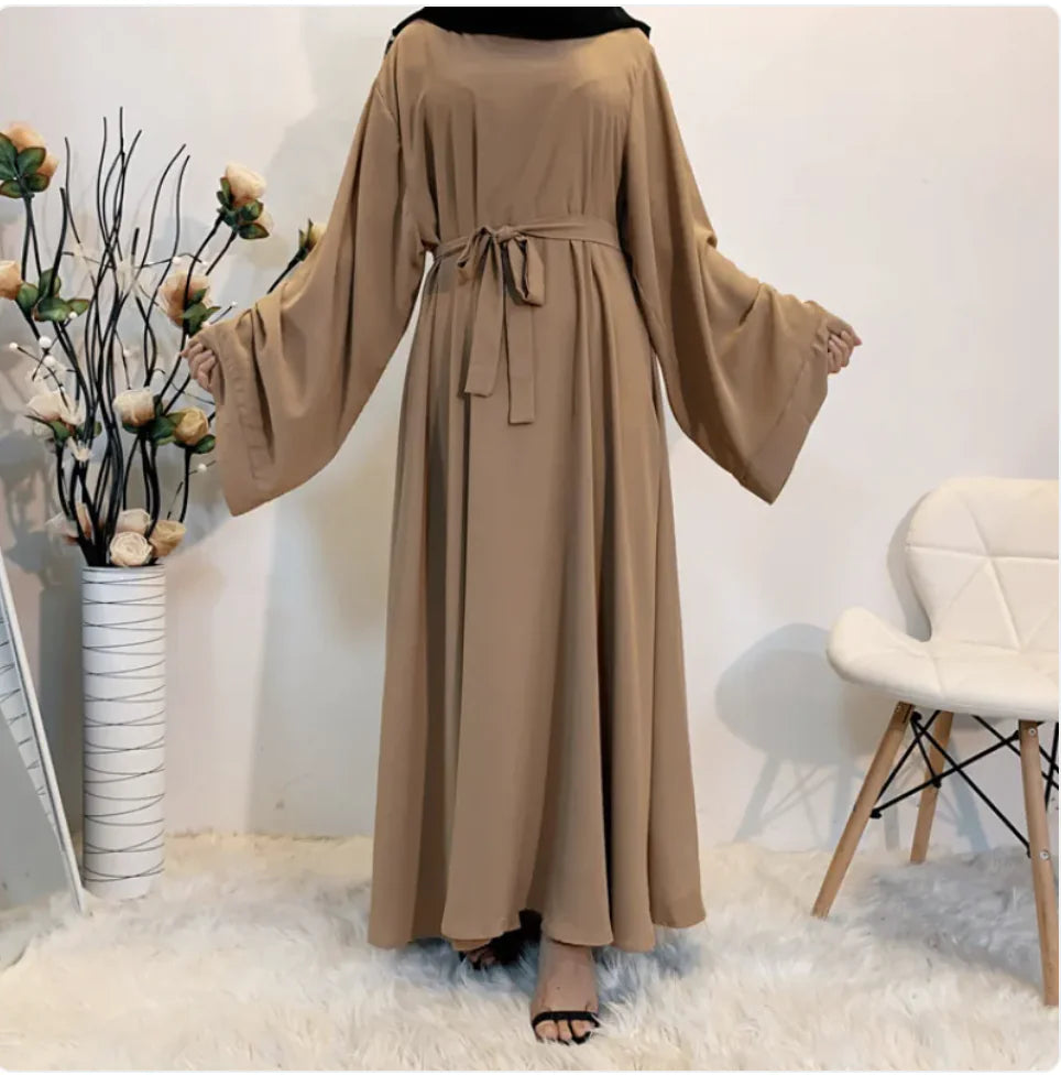 High-Waist Matte Abaya